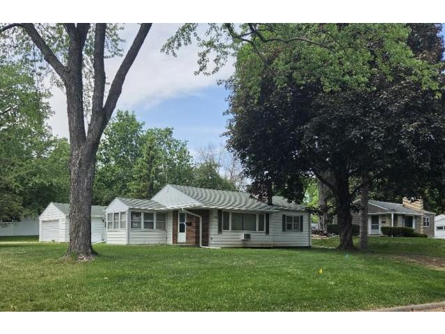 2901 Kyle Avenue N Minneapolis MN 55422 - MLS# 7083635