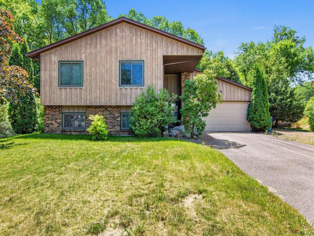 1809 W 138th Street Burnsville MN 55337 - MLS# 7083737