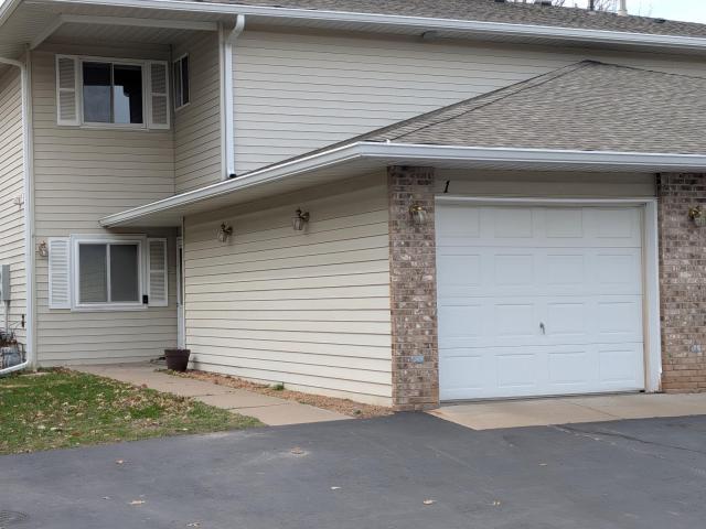 120 Ruth Street N Unit 1 Saint Paul MN 55119 - MLS# 7083803