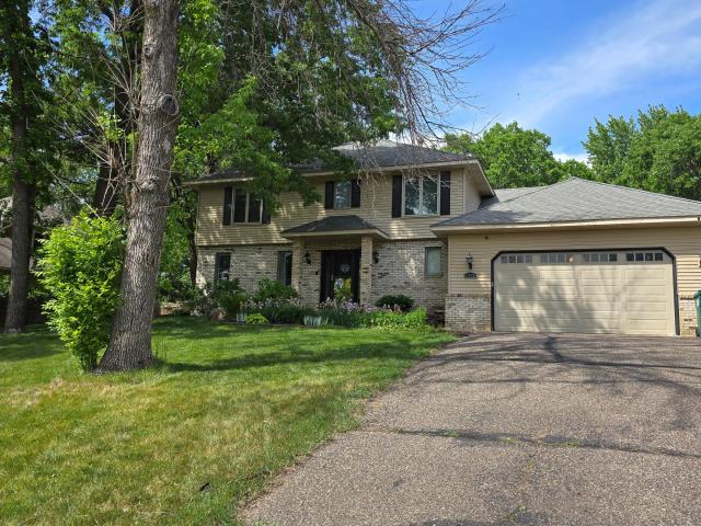 1435 138th Avenue NW Andover MN 55304 - MLS# 7084057