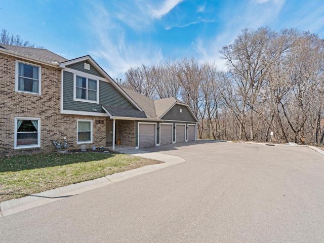 3861 Gold Point Unit B Eagan MN 55122 - MLS# 7084108
