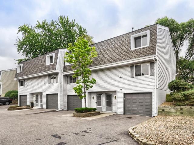 2342 Dorland Place E Maplewood MN 55119 - MLS# 7084110
