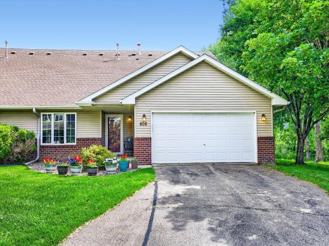806 Boldt Street Chaska MN 55318 - MLS# 7084144