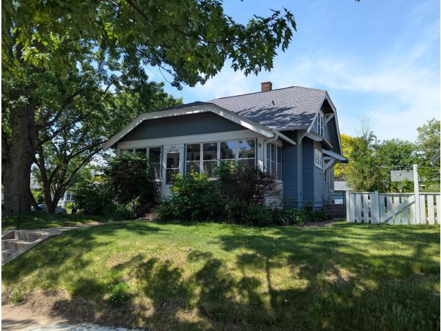 1111 Lane Place Saint Paul MN 55106 - MLS# 7084192