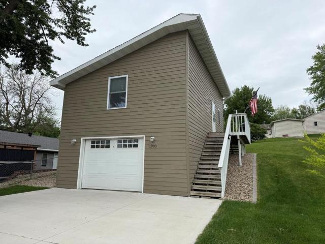1903 Mark Drive Albert Lea MN 56007 - MLS# 7084194
