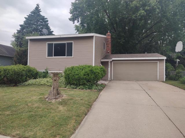 1404 City View Court NE Rochester MN 55906 - MLS# 7084259