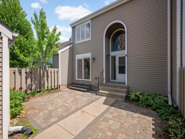 1159 Edgcumbe Road Saint Paul MN 55105 - MLS# 7084556