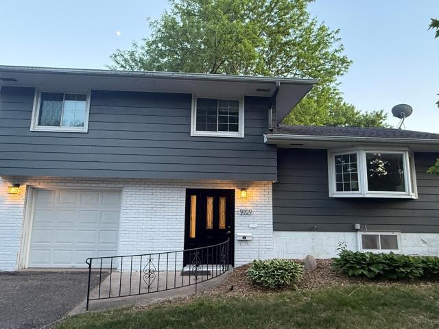 9109 24th Lane Minneapolis MN 55426 - MLS# 7084784