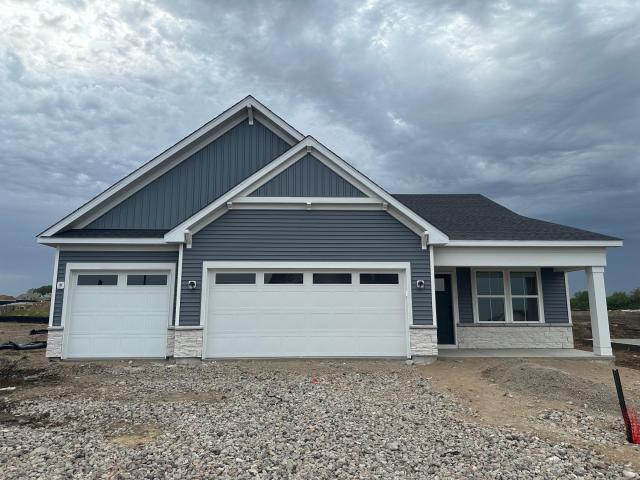 1664 Lund Way Shakopee MN 55379 - MLS# 7084790