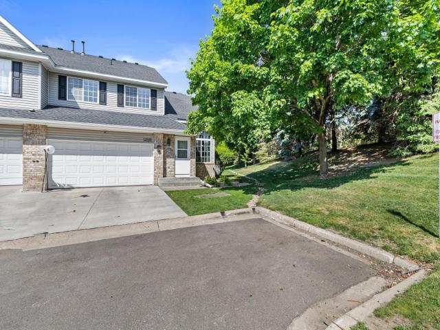 12598 74th Avenue N Maple Grove MN 55369 - MLS# 7084826