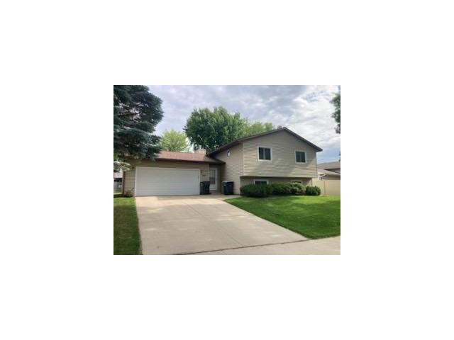 619 Chalet Drive NW Rochester MN 55901 - MLS# 7084911