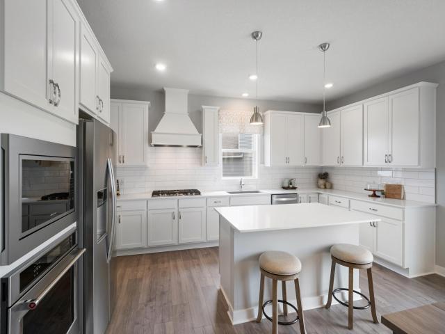 2072 Kestrel Drive Shakopee MN 55379 - MLS# 7084925