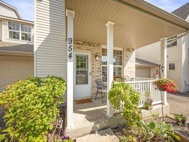 954 Conner Street Chaska MN 55318 - MLS# 7084971