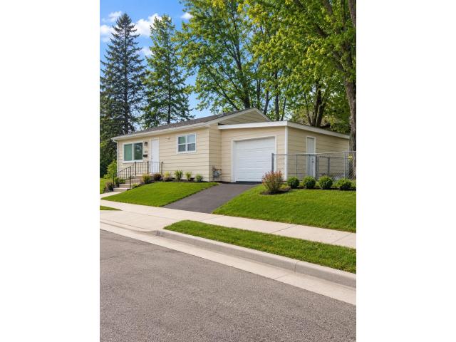 575 Nebraska Avenue E Saint Paul MN 55130 - MLS# 7085125