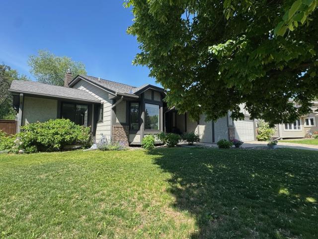 5551 Brickstone Court Saint Paul MN 55126 - MLS# 7085185