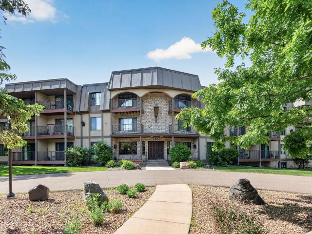 2200 Nevada Avenue S Unit 206 Minneapolis MN 55426 - MLS# 7085258