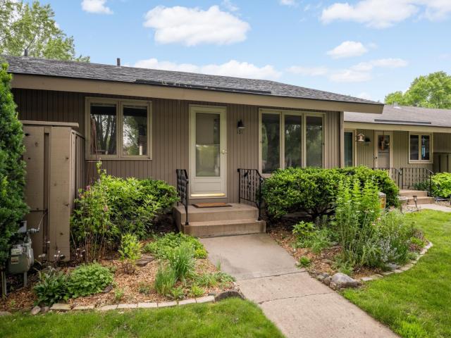 131 Windsor Court Saint Paul MN 55112 - MLS# 7085350