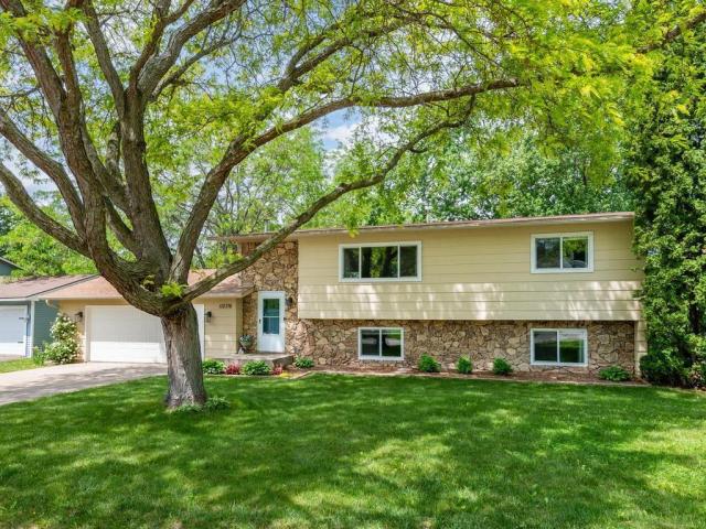 112316 Baxter Court Chaska MN 55318 - MLS# 7085399