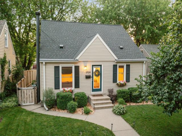 5924 Vincent Avenue S Minneapolis MN 55410 - MLS# 7085444
