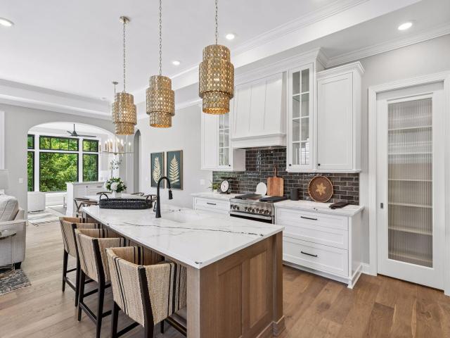 264 Wayzata Boulevard E Wayzata MN 55391 - MLS# 7085464