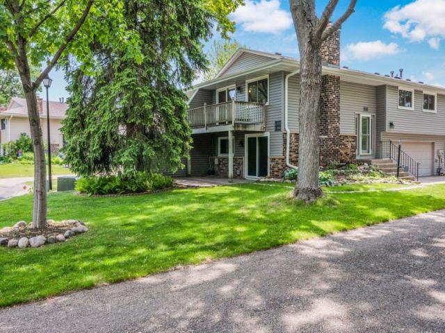 11973 70th Place N Maple Grove MN 55369 - MLS# 7085517