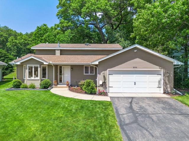 899 Park Knoll Drive Eagan MN 55123 - MLS# 7085599
