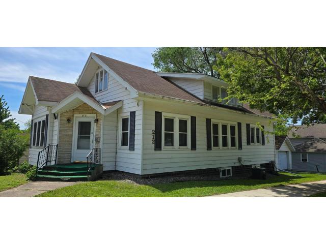 212 E 5th Street Albert Lea MN 56007 - MLS# 7085600