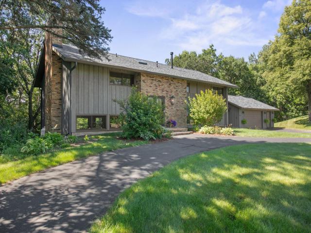 565 Lakota Lane Chaska MN 55318 - MLS# 7085707
