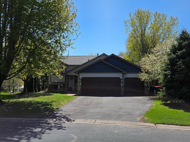 680 Lois Lane Lino Lakes MN 55014 - MLS# 7085729