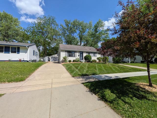 654 36th Avenue NW Rochester MN 55901 - MLS# 7085840