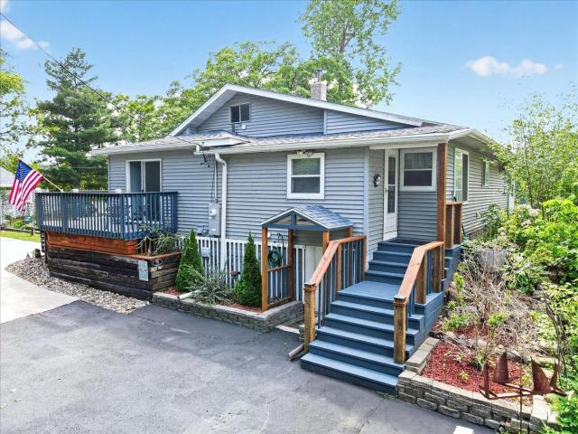 79 Long Lake Road Mahtomedi MN 55115 - MLS# 7085842