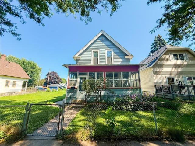 989 Conway Street Saint Paul MN 55106 - MLS# 7085948