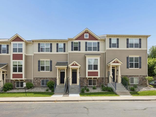 8405 Norwood Lane N Maple Grove MN 55369 - MLS# 7085953