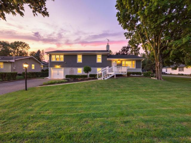 2857 Vanderbie Road Saint Paul MN 55117 - MLS# 7086070