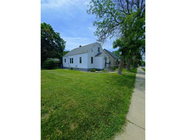 1805 Division Street W Faribault MN 55021 - MLS# 7086102