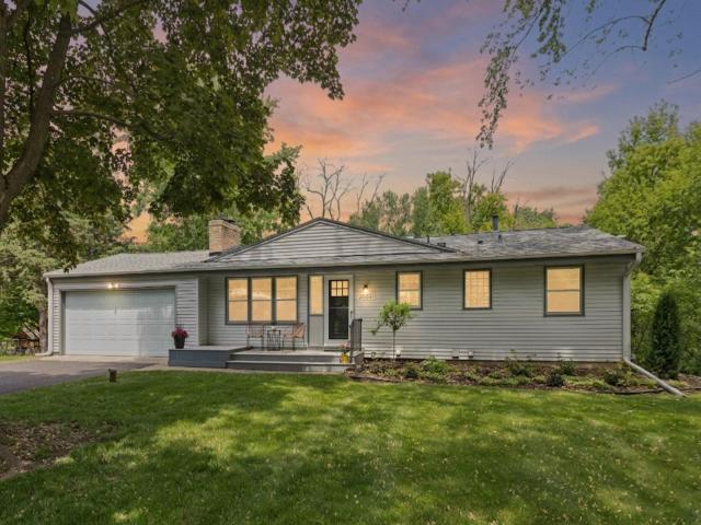 24850 Amlee Road Excelsior MN 55331 - MLS# 7086122