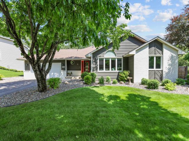12520 88th Avenue N Maple Grove MN 55369 - MLS# 7086188