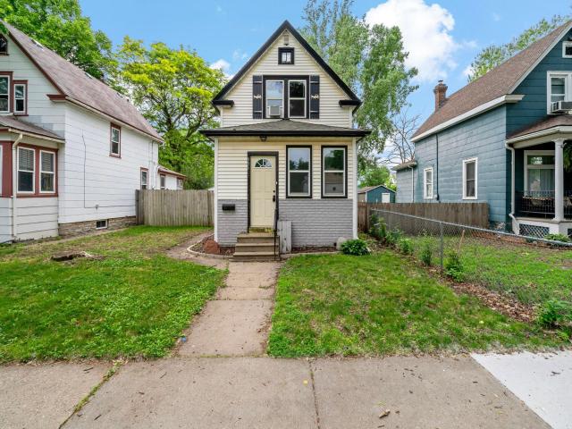 996 Charles Avenue Saint Paul MN 55104 - MLS# 7086303