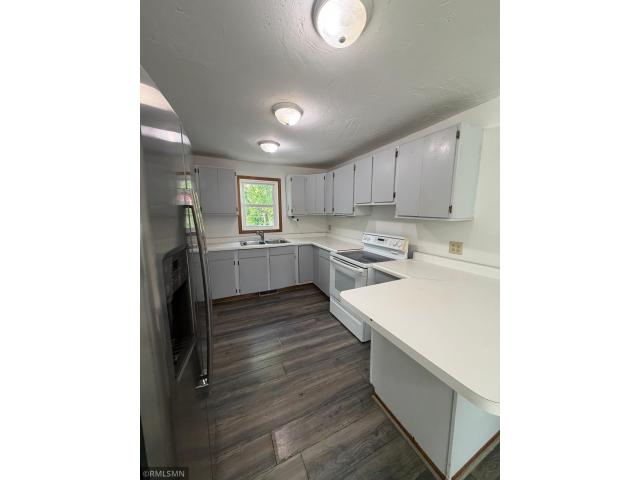 607 1st Avenue E Shakopee MN 55379 - MLS# 7086404