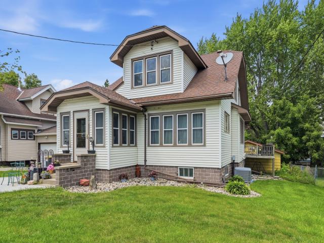 120 Park Place W Norwood Young America MN 55368 - MLS# 7086503