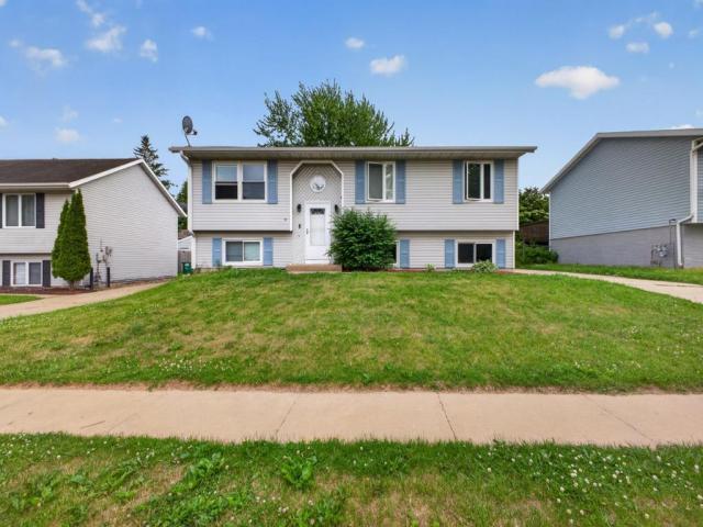 2042 50th Street NW Rochester MN 55901 - MLS# 7086507
