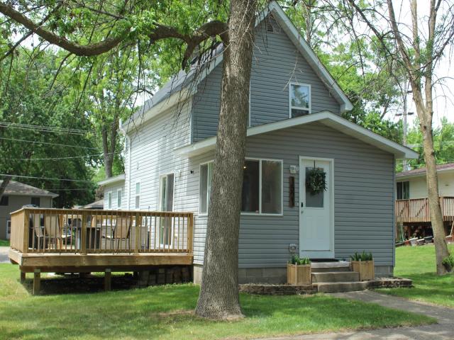 1521 Desoto Avenue N Glencoe MN 55336 - MLS# 7086512