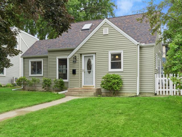 253 Washburn Avenue N Minneapolis MN 55405 - MLS# 7086531