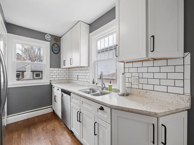 2043 Stanford Avenue Saint Paul MN 55105 - MLS# 7086549