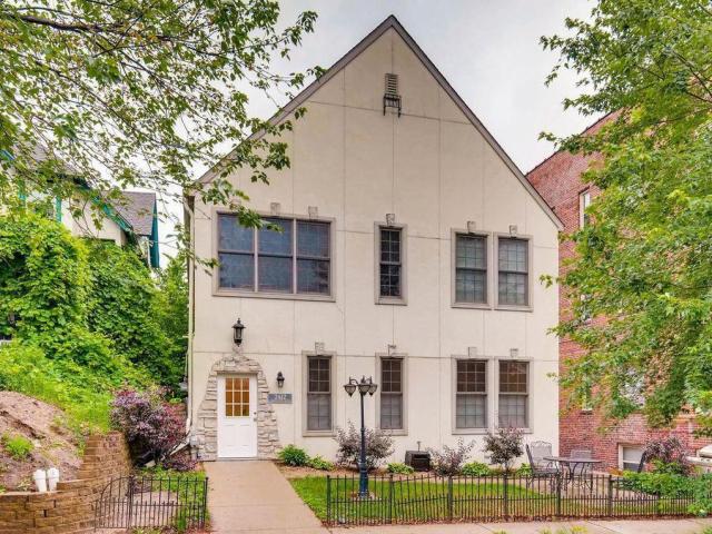 2412 Harriet Avenue Unit 101 Minneapolis MN 55405 - MLS# 7086749