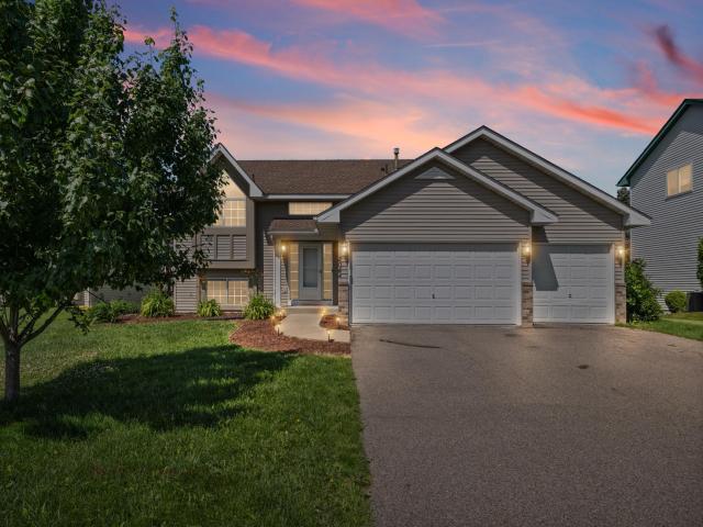 2044 Pheasant Run Street Shakopee MN 55379 - MLS# 7086750