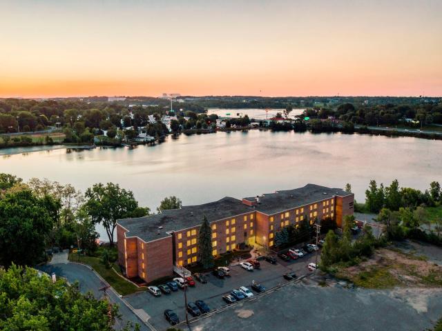 329 Geneva Avenue N Unit 204 Oakdale MN 55128 - MLS# 7086966