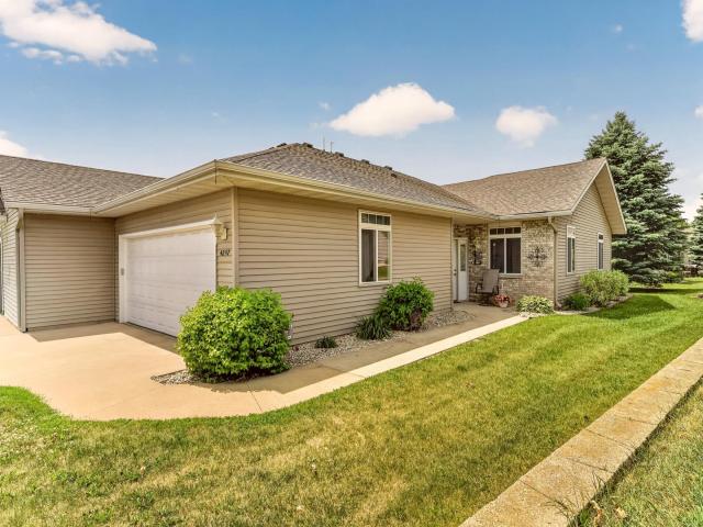 4207 Redhawk Drive SE Rochester MN 55904 - MLS# 7087004