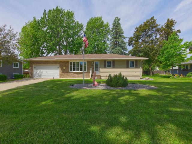 540 4th Street N Winsted MN 55395 - MLS# 7087008