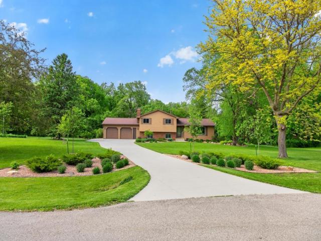 5633 Saint Mary Drive NW Rochester MN 55901 - MLS# 7087165